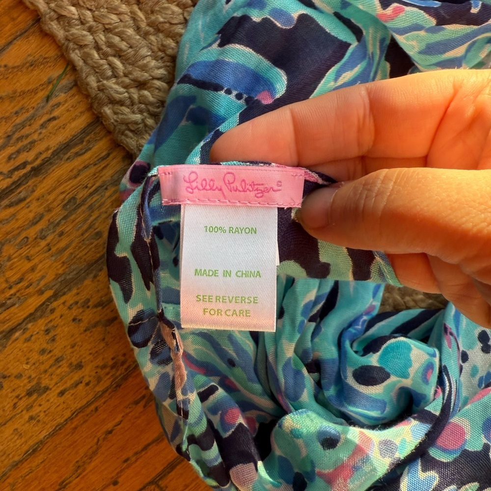 Lilly Pulitzer Infinity Scarf - Picture 2 of 2